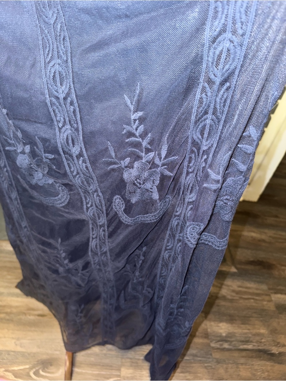 Navy Lace V-Neck Maxi Dress - Picture 7 of 10